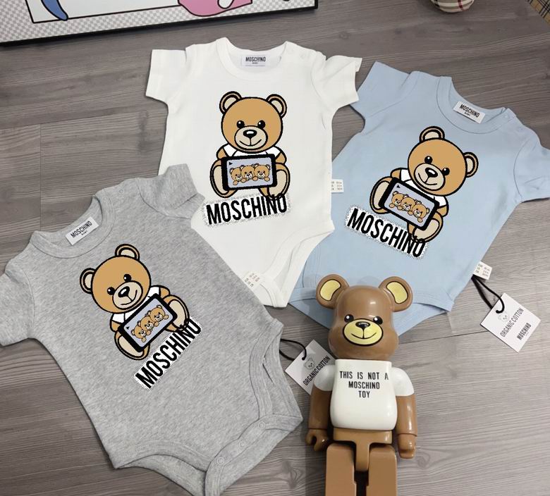 Moschino sz59 66 73 80 85 90 05